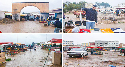 الدريوش.. التساقطات المطرية تعمق معانات تجار السوقي الأسبوعي ببن الطيب ومطالب بفتح السوق البلدي