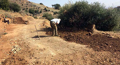 جمعية ثراعكشة للتنمية والبيئة تبادرلإصلاح وتوسيع الطريق القروية الرابطة بين دواري ثراعكشة وتحدوست