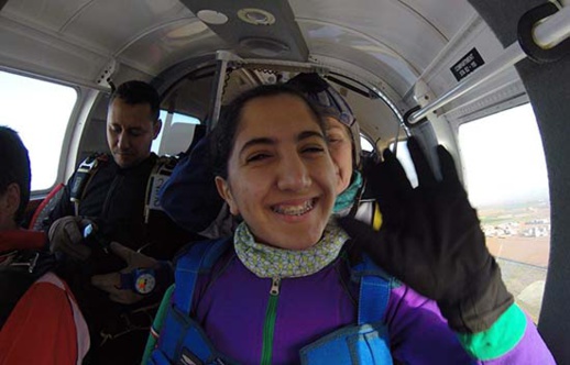 لأول مرة بالناظور والجهة الشرقية.. إفتتاح نادي للقفز بالمظلات بمطار العروي لأول مرة بالناظور والجهة الشرقية.. إفتتاح نادي للقفز بالمظلات بمطار العروي