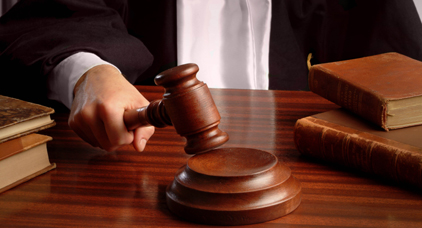 التحقيق مع شخص من بركان اتهم رجال القضاء بأفعال خطيرة التحقيق مع شخص من بركان اتهم رجال القضاء بأفعال خطيرة