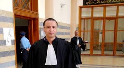 سابقة.. الحكم على محامي الحراك عبد الصادق البوشتاوي ب 20 شهرا نافذة سابقة.. الحكم على محامي الحراك عبد الصادق البوشتاوي ب 20 شهرا نافذة