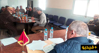 في دورة ترأسها أبرشان.. مجلس جماعة إعزانن يصادق بالإجماع على نقاط دورة فبراير في دورة ترأسها أبرشان.. مجلس جماعة إعزانن يصادق بالإجماع على نقاط دورة فبراير