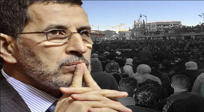 سلطات جرادة تستدعي قيادات "حراك الفحم" لإطلاعهم على عرض العثماني بعد زيارته للشرق سلطات جرادة تستدعي قيادات "حراك الفحم" لإطلاعهم على عرض العثماني بعد زيارته للشرق