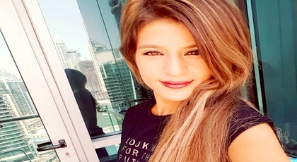 صديقة رونالدو الناظورية "أمال صابر" تكشف سر الهدية التي تلقتها من نجم برشلونة ليونيل ميسي صديقة رونالدو الناظورية "أمال صابر" تكشف سر الهدية التي تلقتها من نجم برشلونة ليونيل ميسي