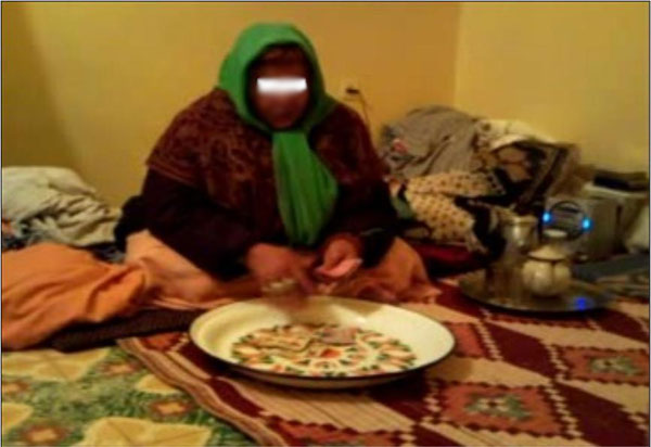 أشريفة.. مشعوذة بتمسمان تدعي جلب الحظ واستكشاف خبايا المستقبل   أشريفة.. مشعوذة بتمسمان تدعي جلب الحظ واستكشاف خبايا المستقبل