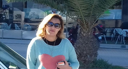 بعد صدور حكم يدينها بعشرة أشهر موقوفة التنفيد.. نوال بنعيسى متشبتة بقناعاتها اتجاه حراك الريف بعد صدور حكم يدينها بعشرة أشهر موقوفة التنفيد.. نوال بنعيسى متشبتة بقناعاتها اتجاه حراك الريف