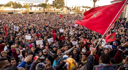 ساكنة جرادة ترفض مقترحات العثماني والاحتجاجات تعود للشوارع من جديد ساكنة جرادة ترفض مقترحات العثماني والاحتجاجات تعود للشوارع من جديد