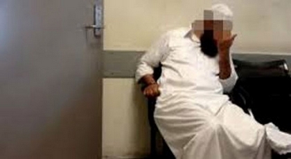 فضيحة.. إمام يغتصب 6 أطفال داخل المسجد خلال تعليمهم القرآن فضيحة.. إمام يغتصب 6 أطفال داخل المسجد خلال تعليمهم القرآن