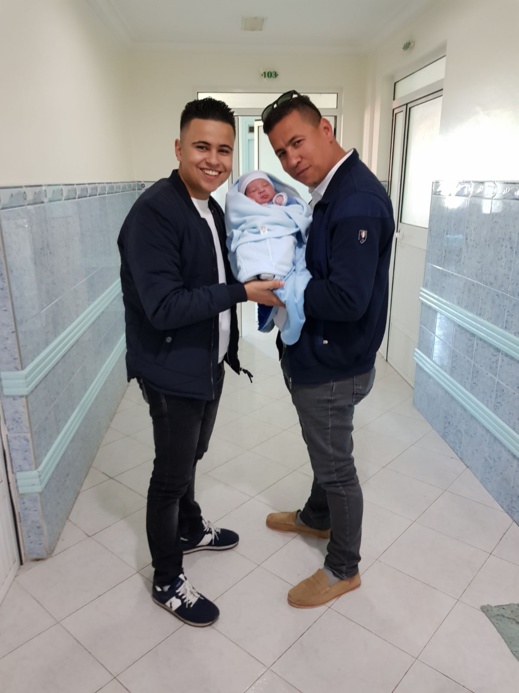 تهنئة لأسرة كريم الركراكي بمناسبة ازدياد فراشه بمولود ذكر تهنئة لأسرة كريم الركراكي بمناسبة ازدياد فراشه بمولود ذكر