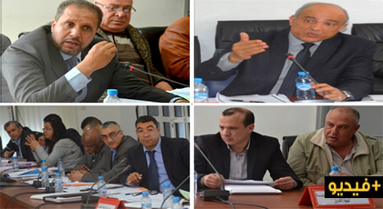 غرفة الصناعة التقليدية لجهة الشرق تعقد دورة فبراير العادية وبوجوالة يستعرض دلالات انعقادها بالدريوش غرفة الصناعة التقليدية لجهة الشرق تعقد دورة فبراير العادية وبوجوالة يستعرض دلالات انعقادها بالدريوش