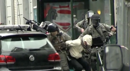 توقيف ثمانية أشخاص في قضية إرهاب بحي مولنبيك الذي يقطنه المغاربة توقيف ثمانية أشخاص في قضية إرهاب بحي مولنبيك الذي يقطنه المغاربة
