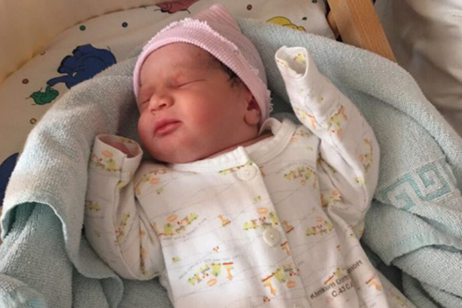 تهنئة للبطل الناظوري ادريس الجلطي بمناسبة ازدياد فراشه بمولودة جديدة تهنئة للبطل الناظوري ادريس الجلطي بمناسبة ازدياد فراشه بمولودة جديدة