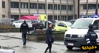 مهاجر مغربي ينهي حياة زوجته طعنا بواسطة سلاح أبيض امام بوابة المحكمة مهاجر مغربي ينهي حياة زوجته طعنا بواسطة سلاح أبيض امام بوابة المحكمة