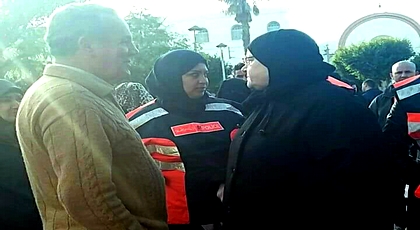 حضرها والد الزفزافي وعائلات معتقلي الحراك.. الأمن يمنع وقفة لنساء الحسيمة لتخليد 8 مارس