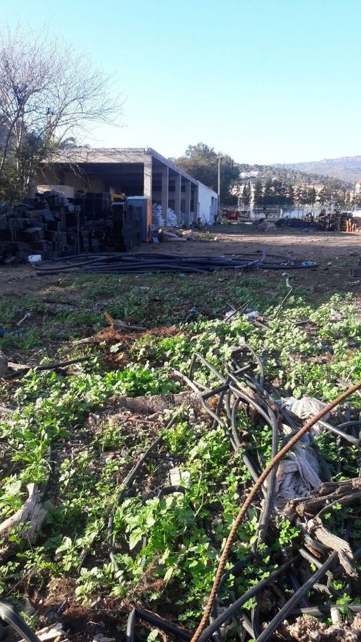 مستشار جماعي يدعو عامل الناظور إلى تنفيذ قرار هدم "مرآبين" مشيدان حديثا وسط طريق عمومية بأزغنغان مستشار جماعي يدعو عامل الناظور إلى تنفيذ قرار هدم "مرآبين" مشيدان حديثا وسط طريق عمومية بأزغنغان