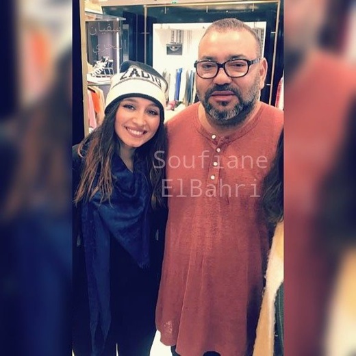 الملك محمد السادس يتماثل للشفاء وهذا ما قاله لشابة التقى بها في فرنسا الملك محمد السادس يتماثل للشفاء وهذا ما قاله لشابة التقى بها في فرنسا