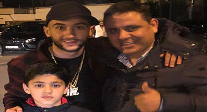 نائب رئيس بلدية الناظور يلتقي اللاعب زياش بعد مباراة المنتخب نائب رئيس بلدية الناظور يلتقي اللاعب زياش بعد مباراة المنتخب