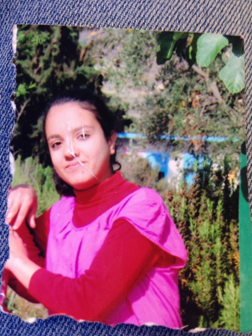 اختفاء شابة عن الأنظار وأسرتها القاطنة نواحي بني شيكر تناشد إبلاغها بأي معلومات عنها اختفاء شابة عن الأنظار وأسرتها القاطنة نواحي بني شيكر تناشد إبلاغها بأي معلومات عنها