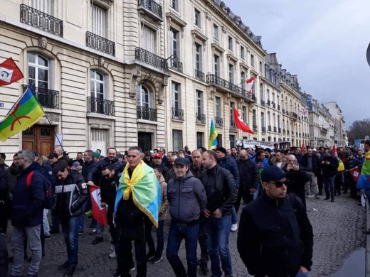 ربورطاج مطول.. مسيرة في باريس للمطالبة بإطلاق سراح معتقلي حراك الريف 