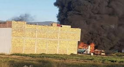 المحكمة تقضي بتعويض الدولة لمالكي منزل الشرطة المحترق بإمزورن المحكمة تقضي بتعويض الدولة لمالكي منزل الشرطة المحترق بإمزورن