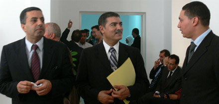 عامل الدريوش يشرف على تنصيب الكاتب العام ومدير الشؤون العامة عامل الدريوش يشرف على تنصيب الكاتب العام ومدير الشؤون العامة