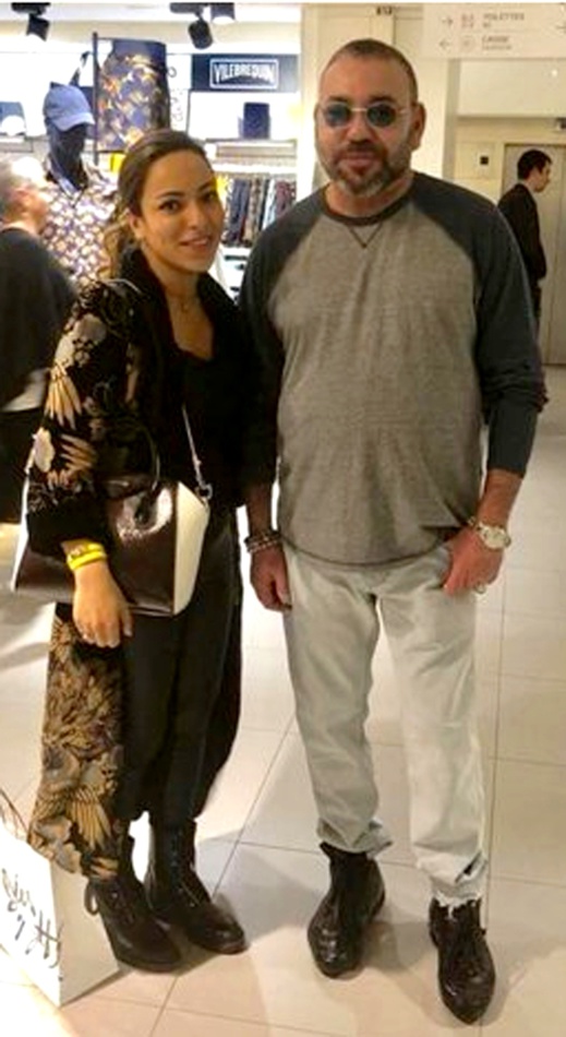 صورة جديدة للملك محمد السادس بباريس تثير إعجاب رواد مواقع التواصل الاجتماعي صورة جديدة للملك محمد السادس بباريس تثير إعجاب رواد مواقع التواصل الاجتماعي