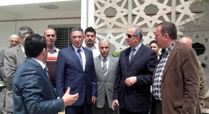 بعد أشهر على "الزلزال الملكي".. الوالي اليعقوبي يتفقد مشاريع "منارة المتوسط" بالحسيمة بعد أشهر على "الزلزال الملكي".. الوالي اليعقوبي يتفقد مشاريع "منارة المتوسط" بالحسيمة