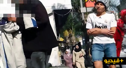 شاهدوا... تجربة في شوارع الناظور للمقارنة بين لا مبالاة المواطن العادي وانسانية المتشردين شاهدوا... تجربة في شوارع الناظور للمقارنة بين لا مبالاة المواطن العادي وانسانية المتشردين