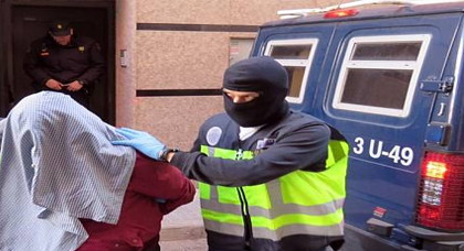 الشرطة الاسبانية تلقي القبض على مواطن مغربي مبحوث عنه بسبب 541 كيلو من الكوكايين الشرطة الاسبانية تلقي القبض على مواطن مغربي مبحوث عنه بسبب 541 كيلو من الكوكايين