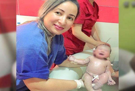 يمكن للمغربيات الإنجاب دون آلام.. أول عملية ولادة تحت الماء ناجحة بالمغرب وهذه شروطها وكلفتها يمكن للمغربيات الإنجاب دون آلام.. أول عملية ولادة تحت الماء ناجحة بالمغرب وهذه شروطها وكلفتها