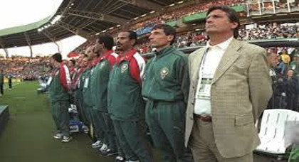 وفاة الناخب الوطني السابق هنري ميشيل أحد صناع أمجاد الكرة المغربية
