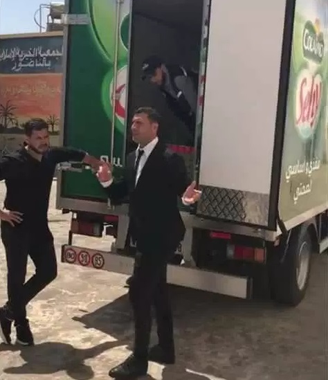 بالصور.. لاعبو "الأسود" وضمنهم الناظوري المختاري ينخرطون في حملة مقاطعة سنطرال وسيدي علي بالصور.. لاعبو "الأسود" وضمنهم الناظوري المختاري ينخرطون في حملة مقاطعة سنطرال وسيدي علي