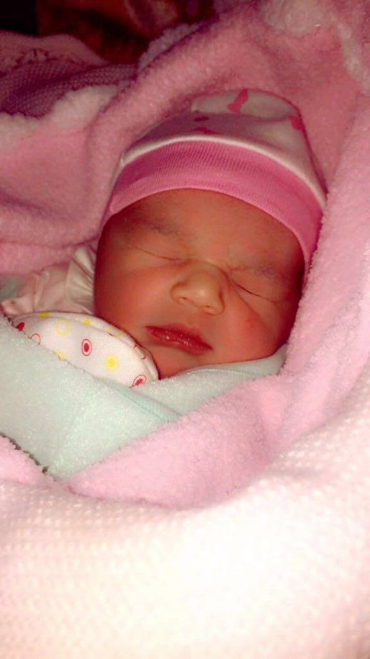 تهنئة لعائلة كرابيلا في إزديان فراش إبنهم بمولود جديد تهنئة لعائلة كرابيلا في إزديان فراش إبنهم بمولود جديد