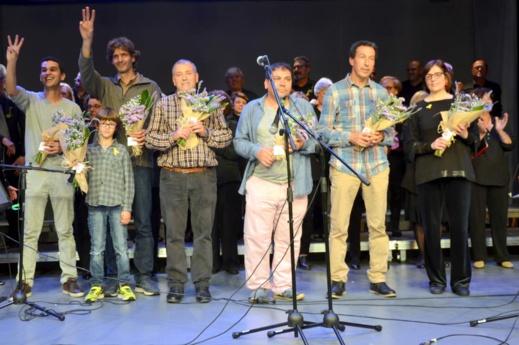 شاهدوا السمفونية التي جمعت فرقة إن أومازيغ وكورال سيربنكنتا الإسبانية شاهدوا السمفونية التي جمعت فرقة إن أومازيغ وكورال سيربنكنتا الإسبانية