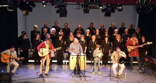 شاهدوا السمفونية التي جمعت فرقة إن أومازيغ وكورال سيربنكنتا الإسبانية شاهدوا السمفونية التي جمعت فرقة إن أومازيغ وكورال سيربنكنتا الإسبانية