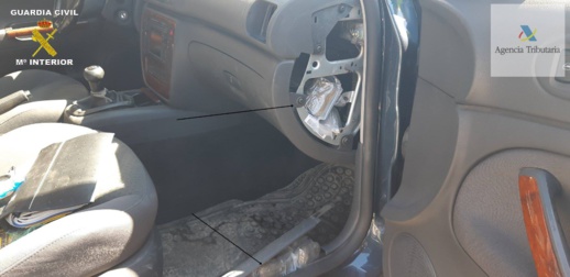 اعتقال أربعيني في مليلية حاول تهريب كمية مهمة من الحشيش المغربي إلى فرنسا اعتقال أربعيني في مليلية حاول تهريب كمية مهمة من الحشيش المغربي إلى فرنسا