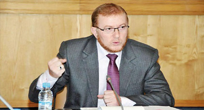 مثير.. كاتب الدولة المكلف بالنقل يلوح بمتابعة مؤسسات تعليم السياقة قضائيا لهذا السبب مثير.. كاتب الدولة المكلف بالنقل يلوح بمتابعة مؤسسات تعليم السياقة قضائيا لهذا السبب