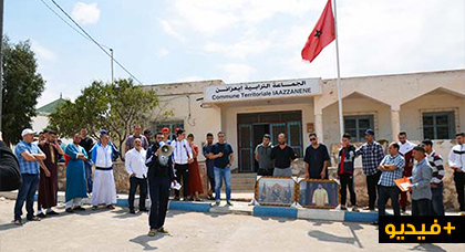 بوغافر.. جمعوييون ينظمون وقفة احتجاجية بسبب "الحكرة" وبعد إغلاق أبواب الجماعة من طرف الرئيس