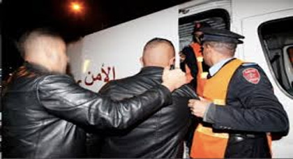 حملة أمنية ببني أنصار تسفر عن إعتقال 30 شخص من ذوي السوابق العدلية وتجار المخدرات
