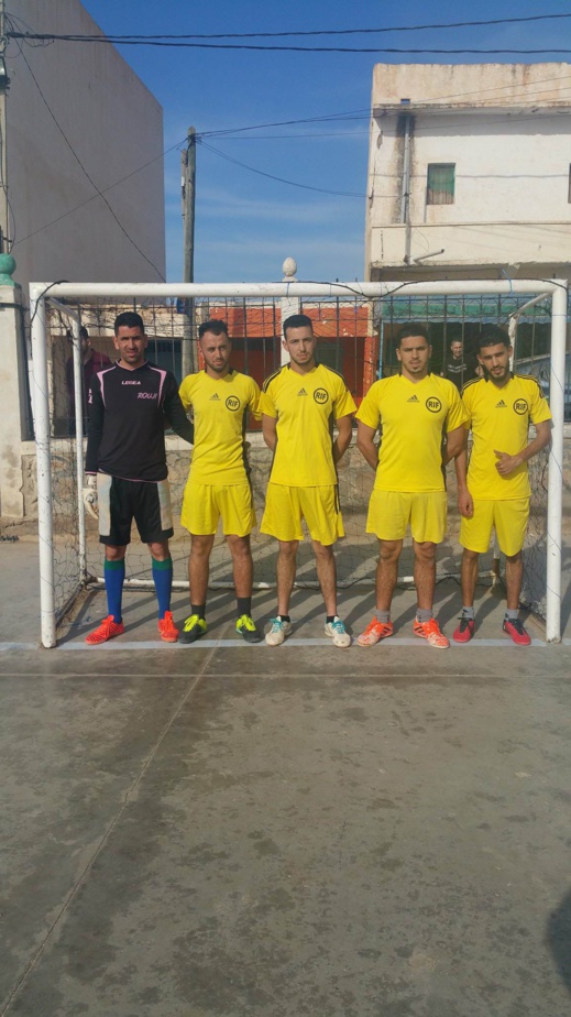 جمعويو "تزغين" ينظمون أكبر دوري رمضاني في كرة القدم المصغرة بحضور ممثلي السلطة والجماعة جمعويو "تزغين" ينظمون أكبر دوري رمضاني في كرة القدم المصغرة بحضور ممثلي السلطة والجماعة