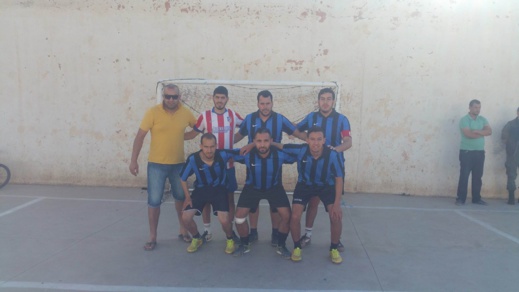 جمعويو "تزغين" ينظمون أكبر دوري رمضاني في كرة القدم المصغرة بحضور ممثلي السلطة والجماعة جمعويو "تزغين" ينظمون أكبر دوري رمضاني في كرة القدم المصغرة بحضور ممثلي السلطة والجماعة