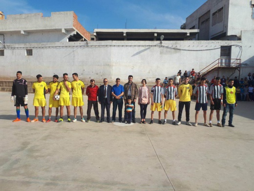 جمعويو "تزغين" ينظمون أكبر دوري رمضاني في كرة القدم المصغرة بحضور ممثلي السلطة والجماعة جمعويو "تزغين" ينظمون أكبر دوري رمضاني في كرة القدم المصغرة بحضور ممثلي السلطة والجماعة