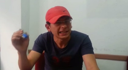 هذا ما يشترطه معتقل حراك الريف "ربيع الأبلق" لتعليق إضرابه عن الطعام هذا ما يشترطه معتقل حراك الريف "ربيع الأبلق" لتعليق إضرابه عن الطعام
