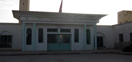 المجتمع المدني بالدريوش يلجئ لعامل الإقليم والجهات المعنية حول الواقع الكارثي للخدمات الصحية المجتمع المدني بالدريوش يلجئ لعامل الإقليم والجهات المعنية حول الواقع الكارثي للخدمات الصحية