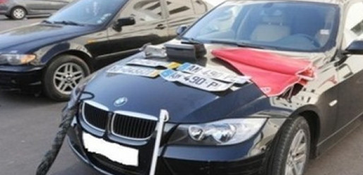 السلطات الاسبانية تحجز سيارة ودراجتين في شحنة كانت متجهة نحو ميناء الناظور السلطات الاسبانية تحجز سيارة ودراجتين في شحنة كانت متجهة نحو ميناء الناظور