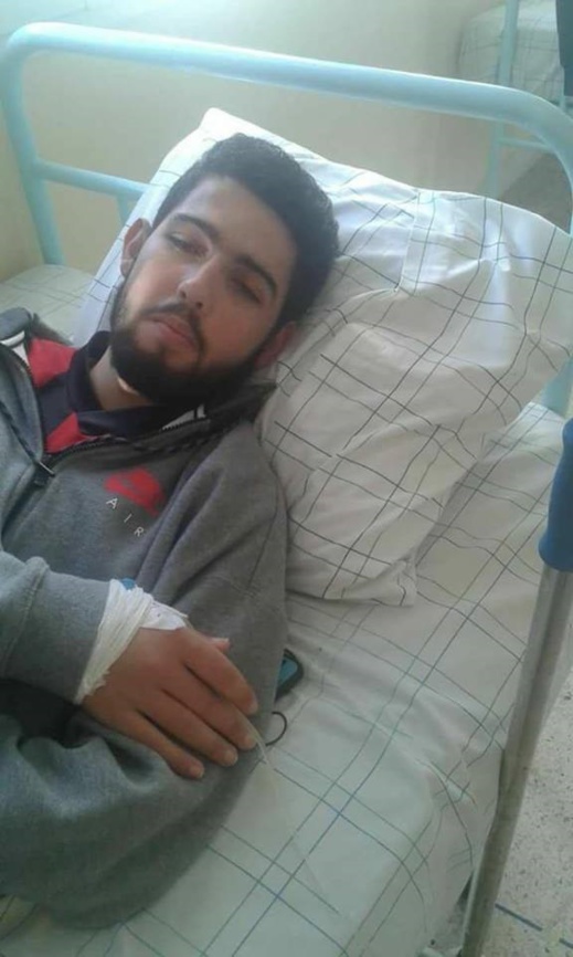 نشطاء يطلقون نداء لمساعدة طالب من الحسيمة مصاب بمرض نادر لنقله إلى المستشفى الجامعي نشطاء يطلقون نداء لمساعدة طالب من الحسيمة مصاب بمرض نادر لنقله إلى المستشفى الجامعي