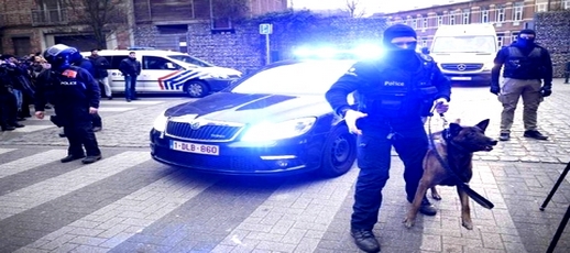 بلجيكا.. اعتقال 3 أشقاء من الحسيمة بسبب كوكايين قادم من أمريكا ألاتينية بلجيكا.. اعتقال 3 أشقاء من الحسيمة بسبب كوكايين قادم من أمريكا ألاتينية