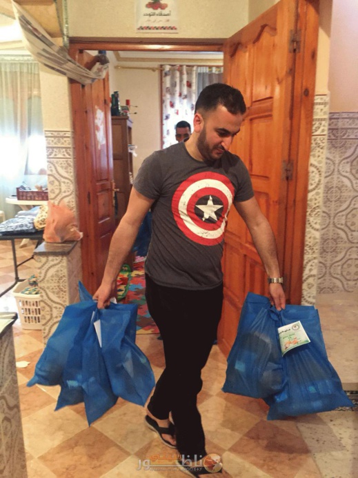 توزيع 2500 وجبة إفطار وقفف وملابس على المحتاجين والأيتام بوجدة توزيع 2500 وجبة إفطار وقفف وملابس على المحتاجين والأيتام بوجدة