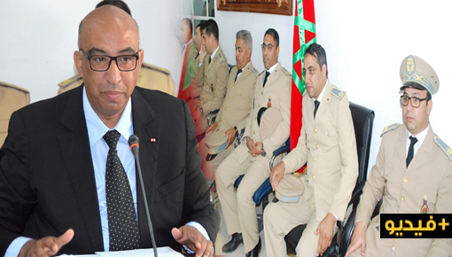 عامل الدريوش يشرف على تنصيب رجال السلطة الجدد ويحذر من التقصير في القيام بالمسؤوليات المهنية عامل الدريوش يشرف على تنصيب رجال السلطة الجدد ويحذر من التقصير في القيام بالمسؤوليات المهنية