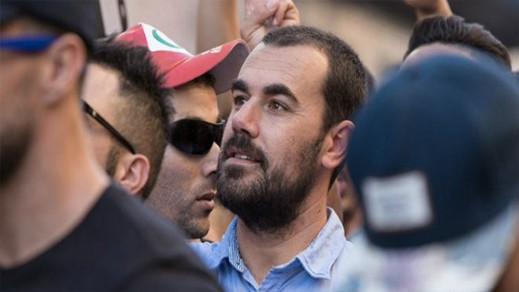 والد الزفزافي: ناصر وأحمجيق وأخرون قرروا عدم إستئناف الحكم الصادر والد الزفزافي: ناصر وأحمجيق وأخرون قرروا عدم إستئناف الحكم الصادر